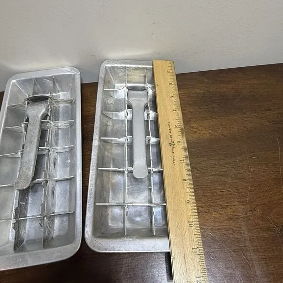 Vintage Kitchen Aluminum Metal Ice Cube Trays, Set of 2 - Picture 5 of 7